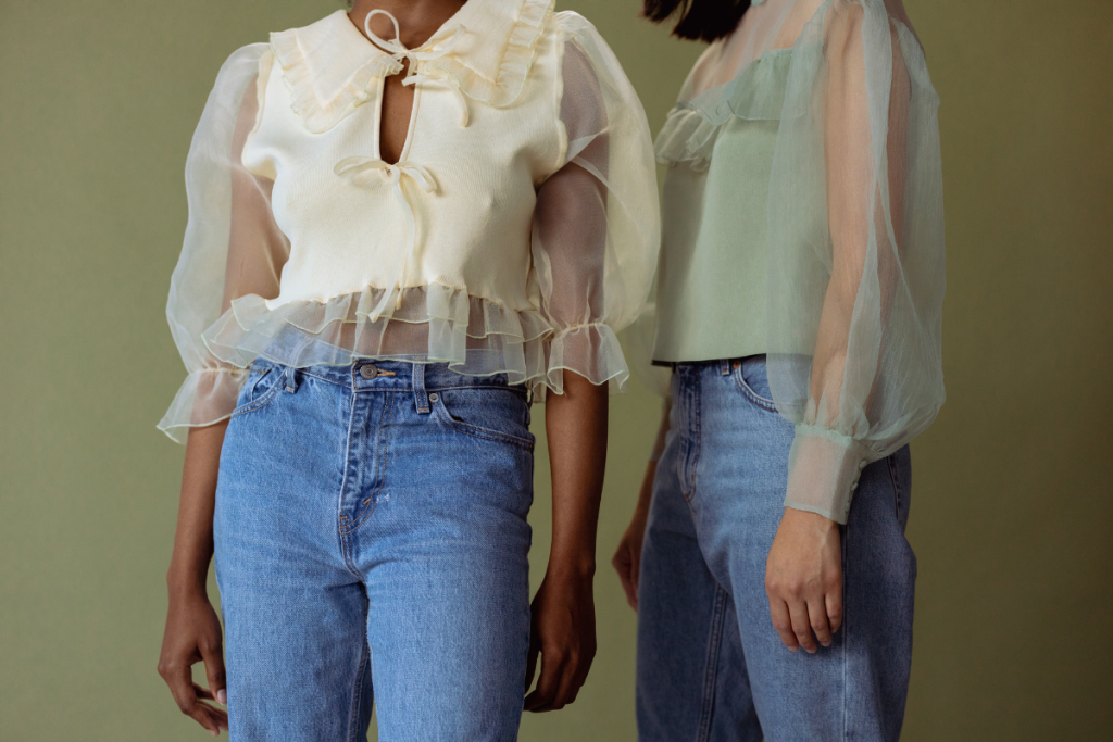 Classy Ways To Wear Cropped Tops for Work